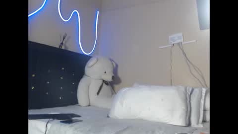 leslie online show from 09.12.25