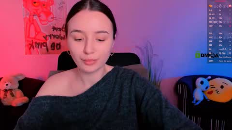 Snapshot of leslie_bird chatting on 11.23.25 leslie_bird online show from 11.23.25