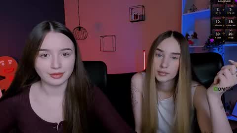 leslie_bird online show from 12.20.25