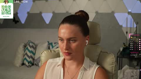 LeslieKorfs online show from 09.23.25