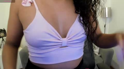 Lesly  online show from 03.03.25