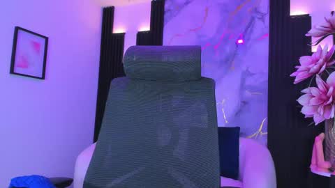 Lesly  online show from 09.30.25