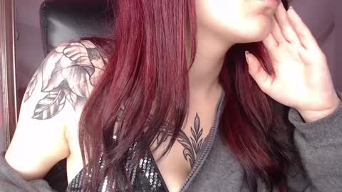 Snapshot of lessboobs_gh chatting on 12.21.24 Less online show from 12.21.24