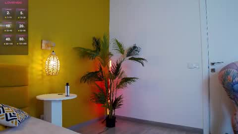 Lessy online show from 09.09.25