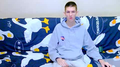 lester_broo online show from 01.11.26