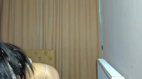 Snapshot of lesyaliss chatting on 05.16.26 lesyaliss online show from 05.16.26