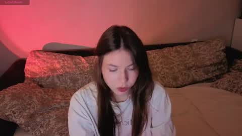 Snapshot of let_me_seee chatting on 04.23.26 Fiona online show from 04.23.26