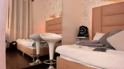 Leti White online show from 09.30.25