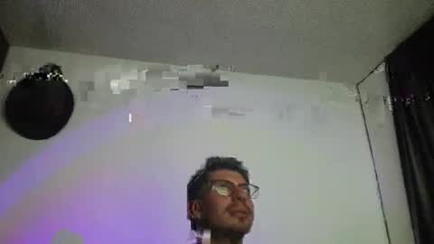 Snapshot of letorres23 chatting on 04.09.26 Torres online show from 04.09.26