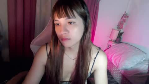 Snapshot of letsplaybaby_ chatting on 07.17.26 gene online show from 07.17.26