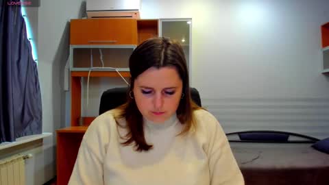 Snapshot of letticams chatting on 11.24.25 Naomi online show from 11.24.25