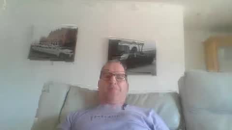 Snapshot of levensgenieters2 chatting on 02.17.25 levensgenieters2 online show from 02.17.25