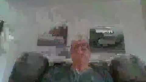 Snapshot of levensgenieters2 chatting on 10.17.25 levensgenieters2 online show from 10.17.25