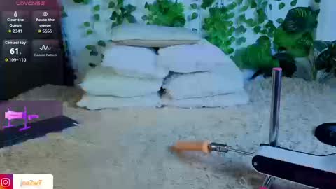 Levi  online show from 09.15.25