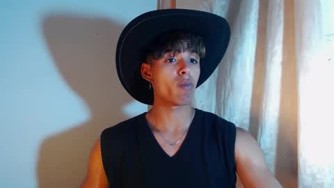 i  am lewis ly EDUARDO MEMDOZA15 online show from 02.06.26