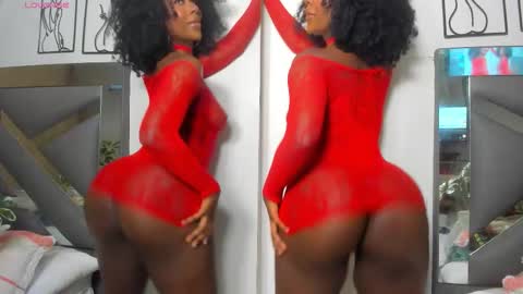 Snapshot of lexa_cooper_ chatting on 10.10.25 lexa_cooper_ online show from 10.10.25