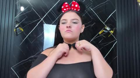 Snapshot of lexa_lust chatting on 10.07.25 Lexa online show from 10.07.25