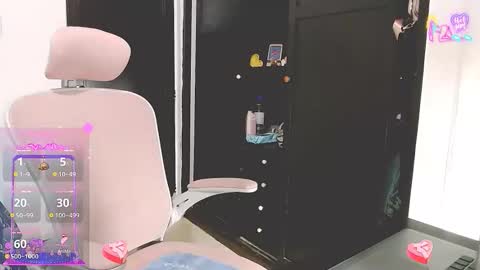 Snapshot of lexi19_ chatting on 05.18.26 lexi19_ online show from 05.18.26