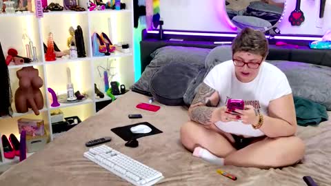 Snapshot of lexi2810 chatting on 02.01.26 Lexi und Lex online show from 02.01.26