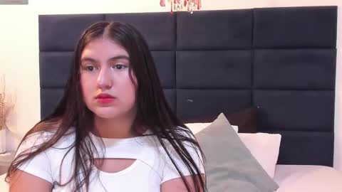 Snapshot of lexi_bloom chatting on 01.18.26 Gabrielle online show from 01.18.26