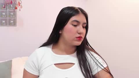 Snapshot of lexi_bloom chatting on 03.05.26 Gabrielle online show from 03.05.26