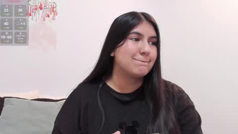 Snapshot of lexi_bloom chatting on 03.11.26 Gabrielle online show from 03.11.26