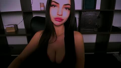 Alexia online show from 01.14.25