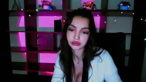 Alexia online show from 02.17.25