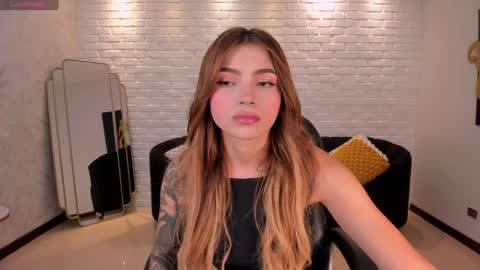 Lexie  online show from 01.07.25