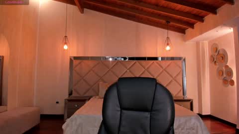 Lexie  online show from 01.10.25