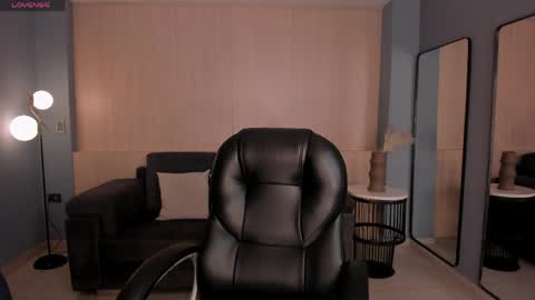 Lexie  online show from 03.24.26