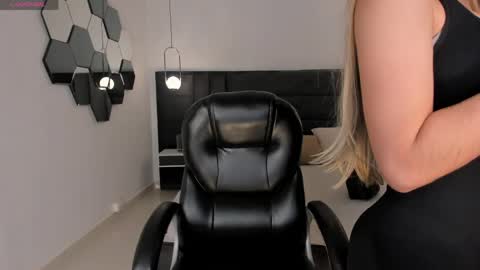 Lexie  online show from 05.14.26