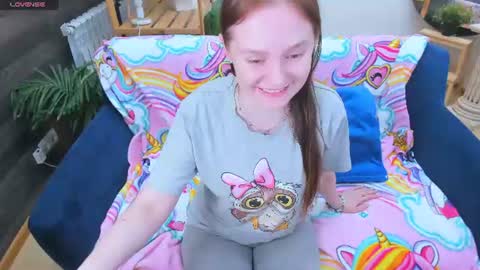 Snapshot of lexihoward chatting on 06.15.26 Lexi online show from 06.15.26