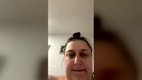 Snapshot of lexii132 chatting on 05.16.26 SoloAfterDark online show from 05.16.26