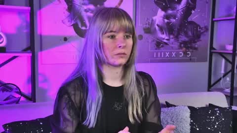 Snapshot of lexiwenford chatting on 05.14.26 Lexi Wenford NO NUDE GODDESS online show from 05.14.26