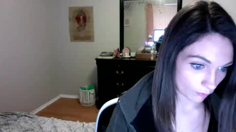 Snapshot of lexwyoex chatting on 12.16.25 lexwyoex online show from 12.16.25