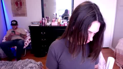 Snapshot of lexwyoex chatting on 12.20.25 lexwyoex online show from 12.20.25