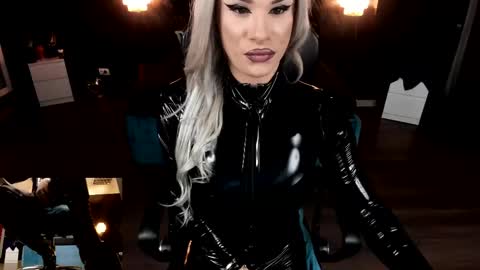 eva lexy you may call me Miss online show from 02.09.25