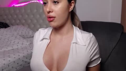 Lexxyselena online show from 09.15.25