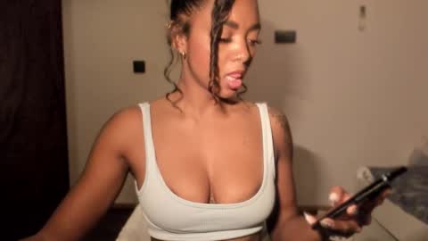 LEXY - Independent account online show from 12.03.25