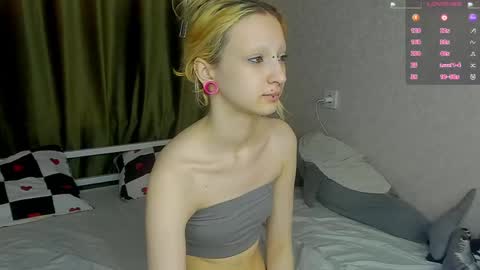 Snapshot of lexy_woorhez chatting on 04.26.26 Lexy online show from 04.26.26