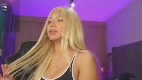 Snapshot of lexybell1 chatting on 05.19.26 lexy online show from 05.19.26