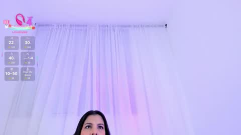 Snapshot of leyacopper chatting on 11.08.25 Leya online show from 11.08.25