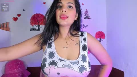 Snapshot of leyacopper chatting on 02.12.26 Leya online show from 02.12.26