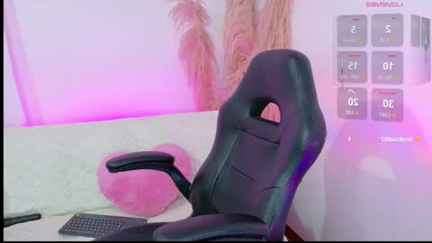 Snapshot of leydy0812_ chatting on 10.16.25 Leydy online show from 10.16.25