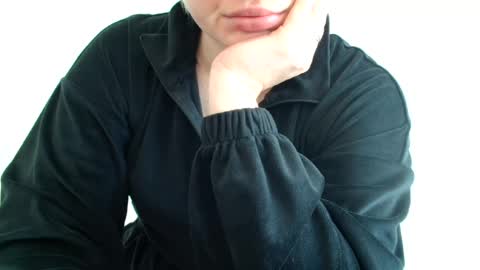 Leyla online show from 07.29.26