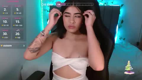 Snapshot of leyla_sans chatting on 12.13.24 Leyla online show from 12.13.24