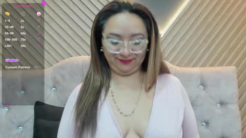 Leyla smithh online show from 11.20.25