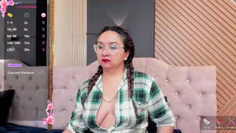 Leyla smithh online show from 11.26.25