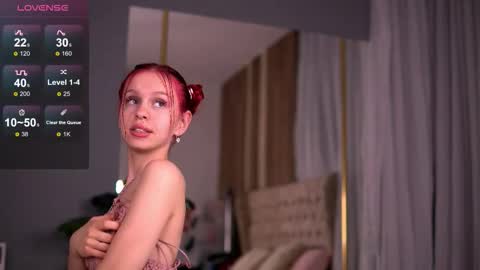 Leyla online show from 11.12.25